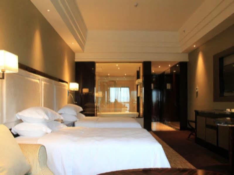 ג'יאנגמן Country Garden Phoenix Hotel Kaiping מראה חיצוני תמונה
